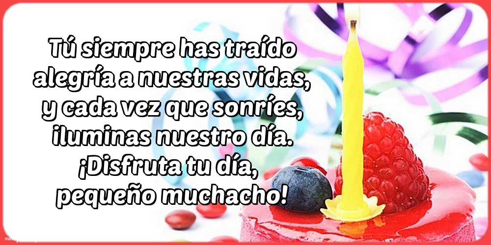 Disfruta tu día, pequeño muchacho